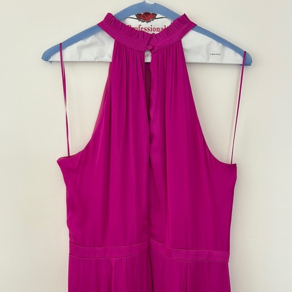 Gorgeous Banana Republic Silky Dress - Drycleaned, flowy,  perfect for dancing! - Picture 5 of 7